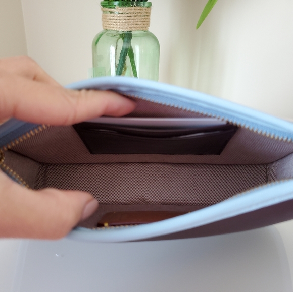 Coach Britt Wristlet in Colorblock - Picture 11 of 12